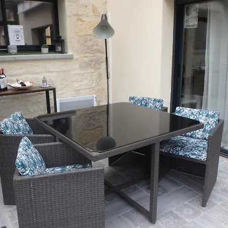 Le Cosy Cabarieu Bed & Breakfast
