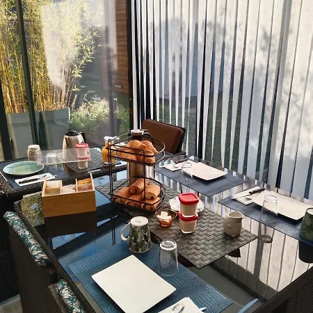 Le Cosy Cabarieu 住宿加早餐酒店 Saint-André-de-Cubzac